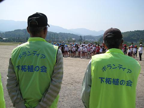 �`���`��������