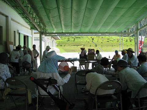 �`���`��������