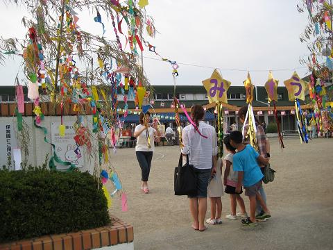 �`���`��������