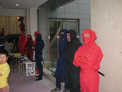 �`���`��������