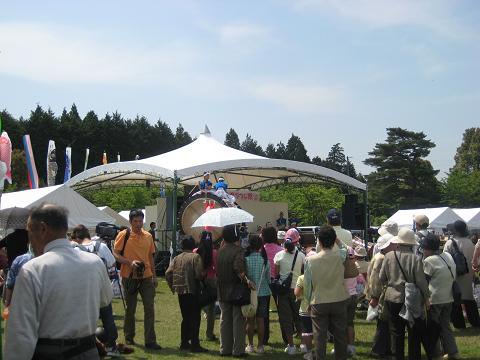 �`���`��������