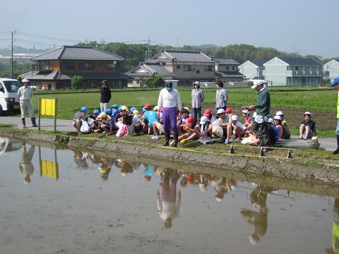 �`���`��������