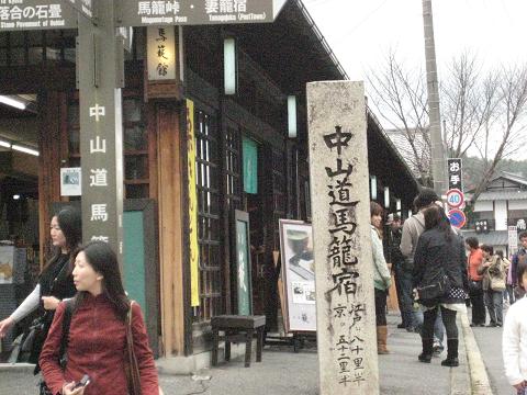 �`���`��������