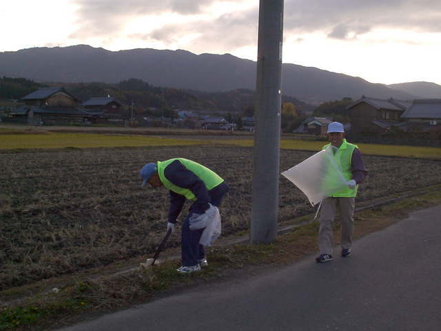 �`���`��������