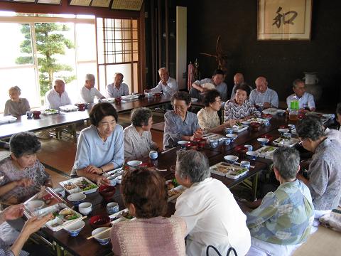 �`���`��������