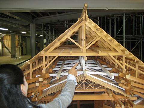 �`���`��������