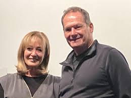 �X�p�u���L�̂������ᔎ���ف@�e�B���Y�E�J�t�F