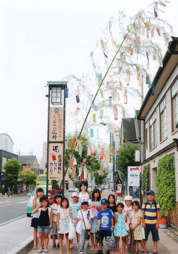 �k��K������