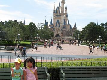 �R�C�̉��b�ƂP�C�̕s�ǂ̎q���