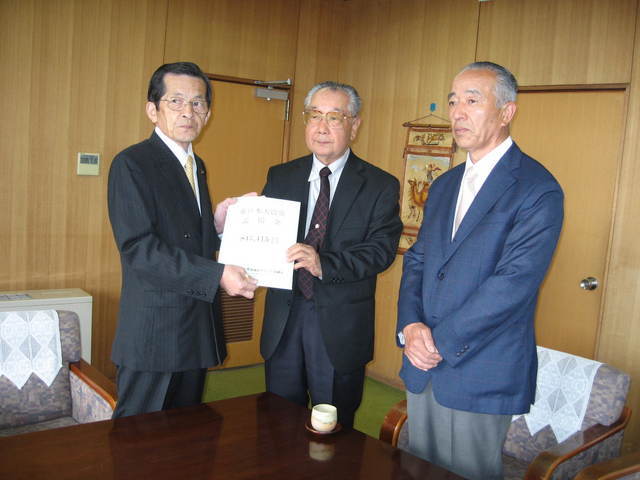 �������n��܂��Â��苦�c��